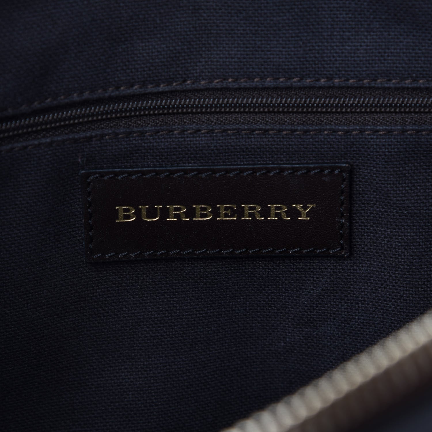 Burberry Haymarket Check Small Gladstone Chocolate 8 of 11