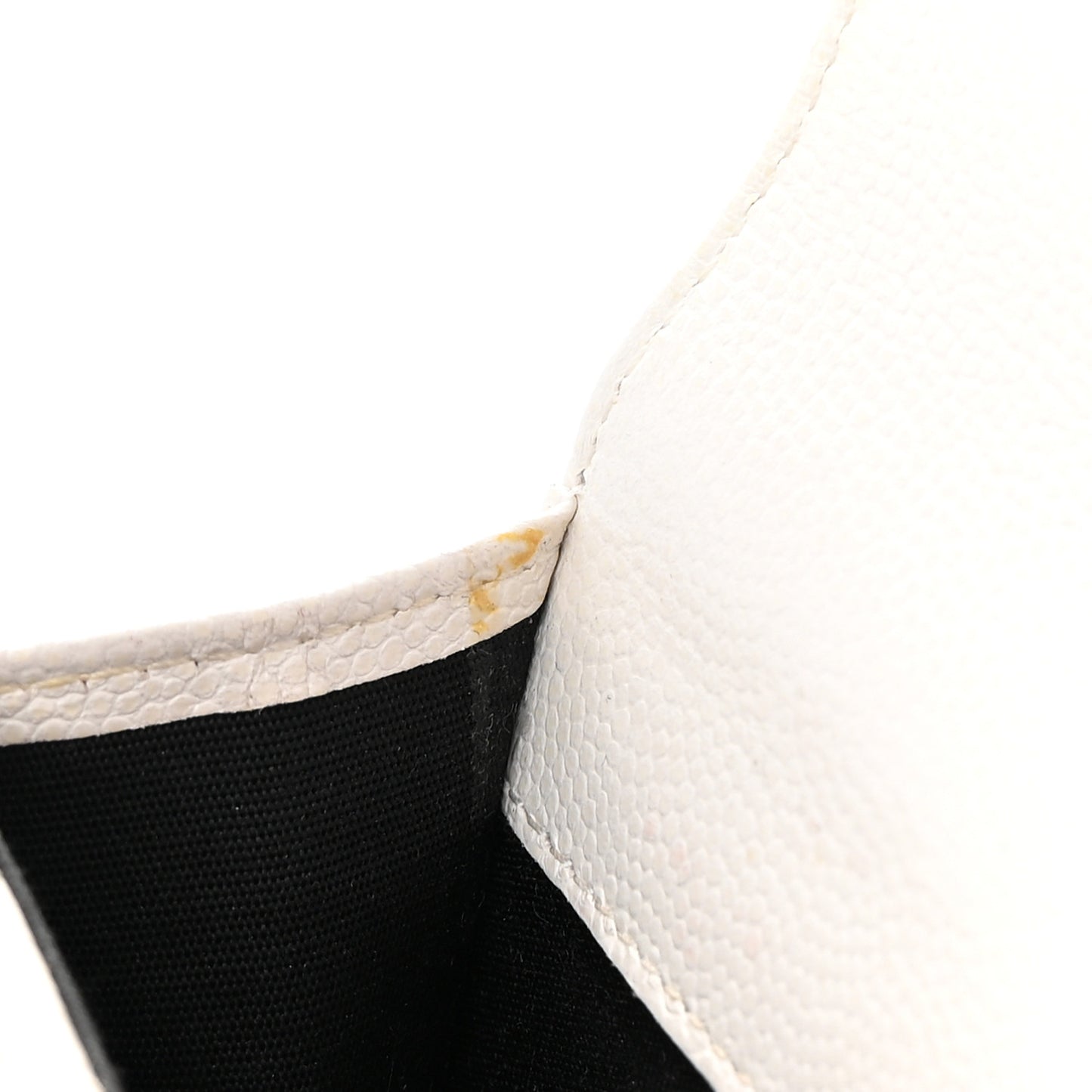 Caviar Quilted My Everything Belt Flap Card Holder White