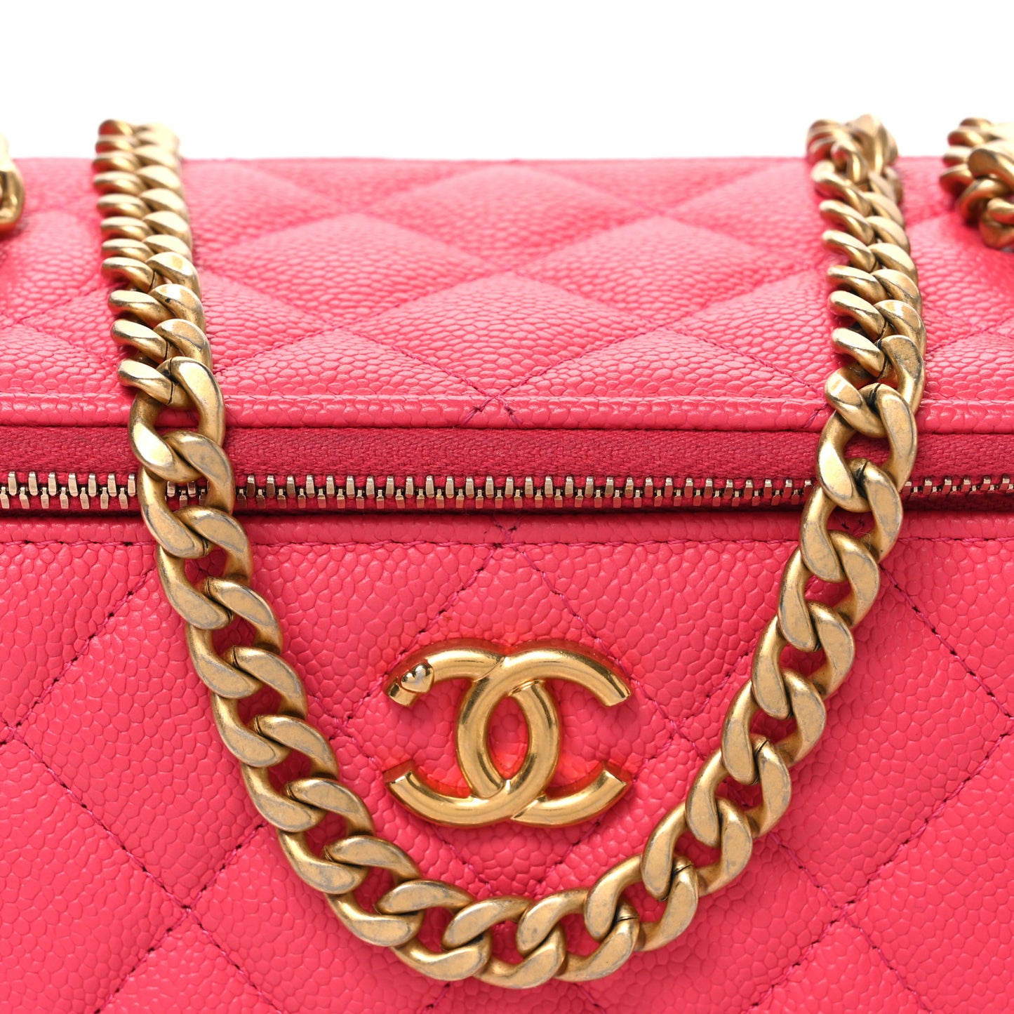 Caviar Quilted Sweetheart Vanity Case Pink