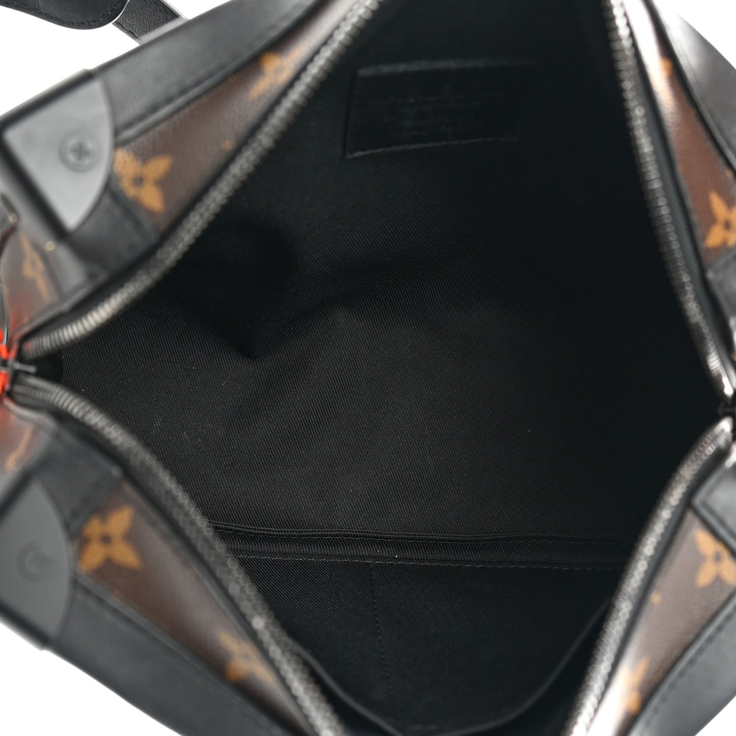 Monogram Solar Ray Soft Trunk