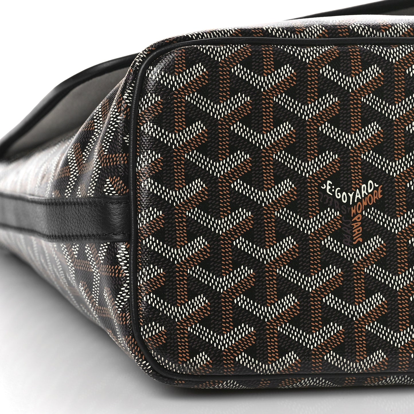 Goyardine Capetien Messenger Bag Black