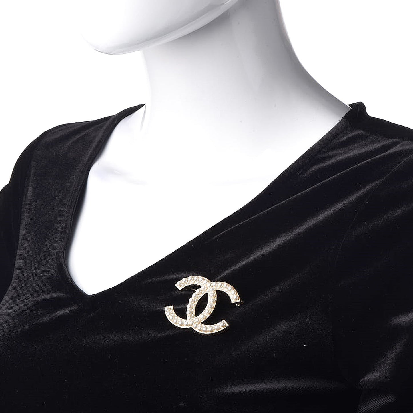 Pearl CC Brooch Gold