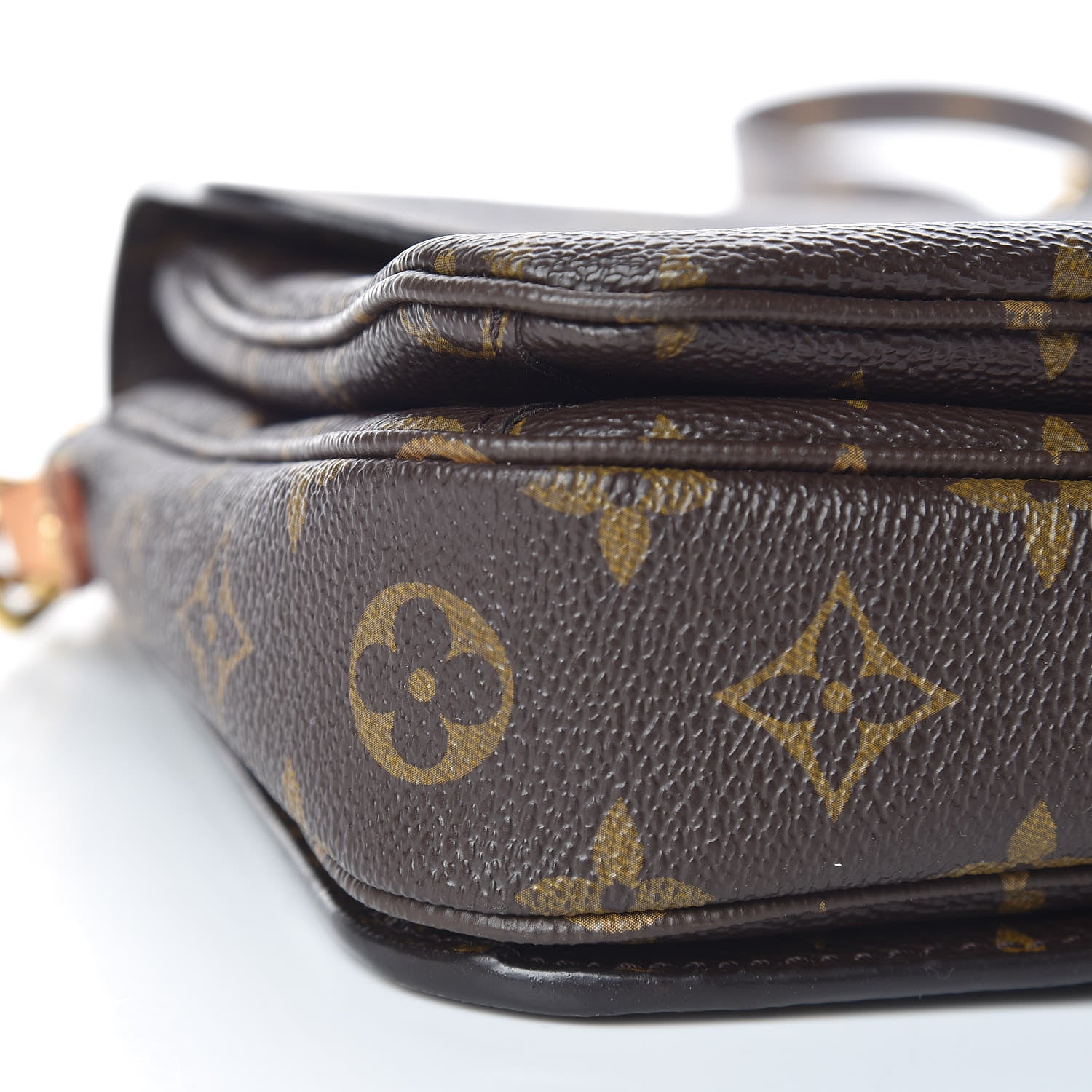 Louis Vuitton Monogram Pochette Metis 5 of 10