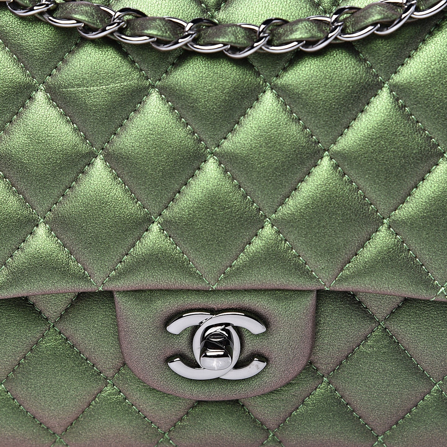 Iridescent Lambskin Quilted Medium Double Flap Green