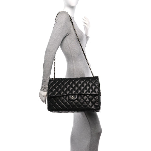 Caviar Quilted XXL Travel Flap Bag Black
