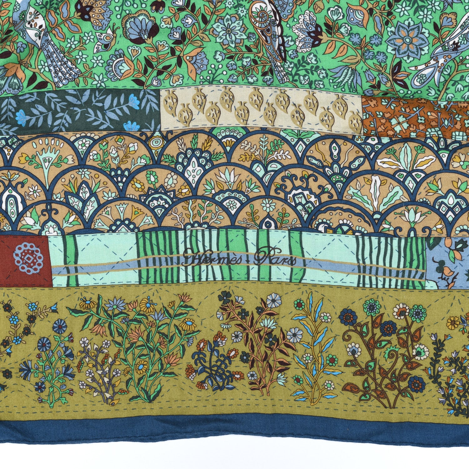 Hermes Cashmere Silk Pique Fleuri de Provence Shawl 140 4 of 10