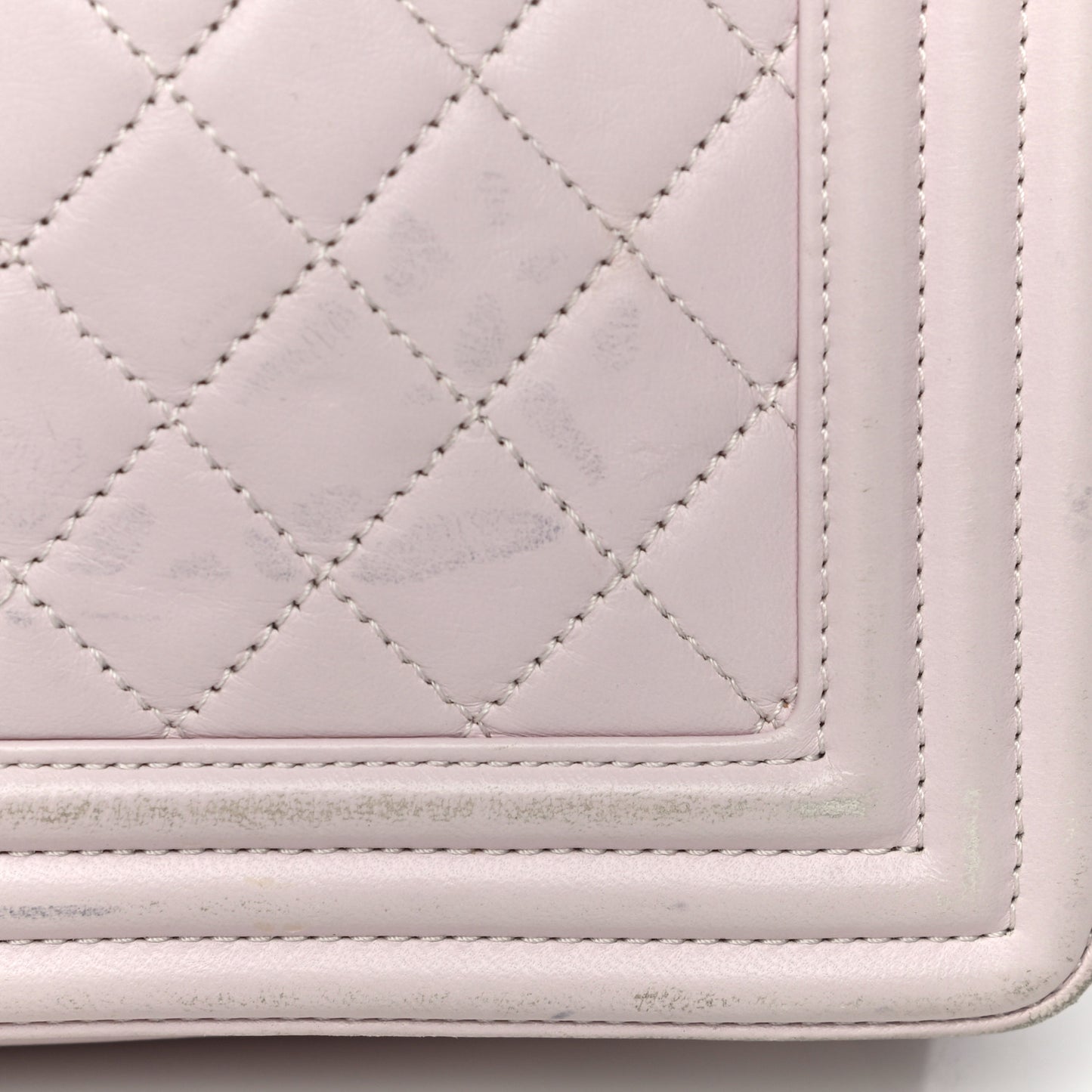 Lambskin Quilted New Medium Boy Flap Light Pink