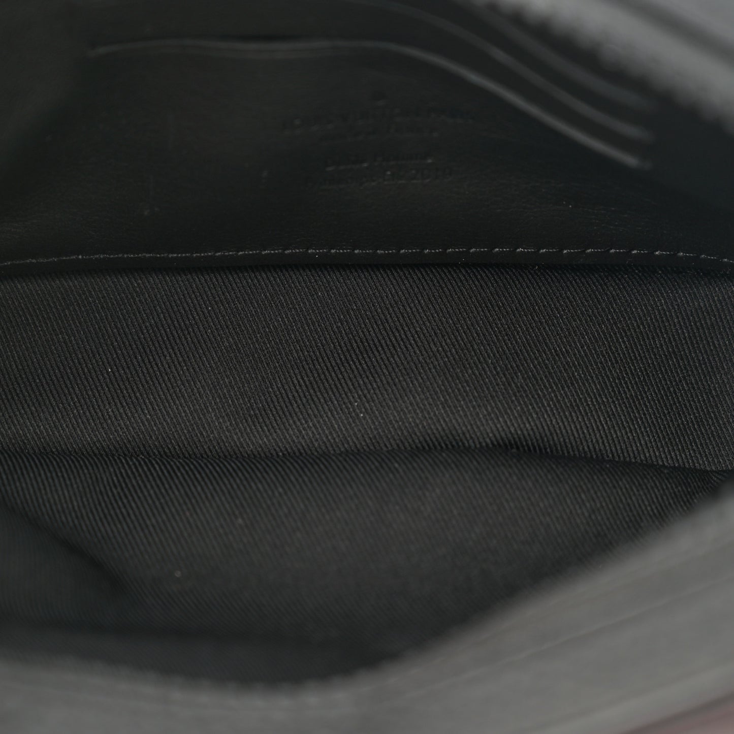 Taurillon Monogram Uniformes Solar Ray Soft Pochette Volga Black