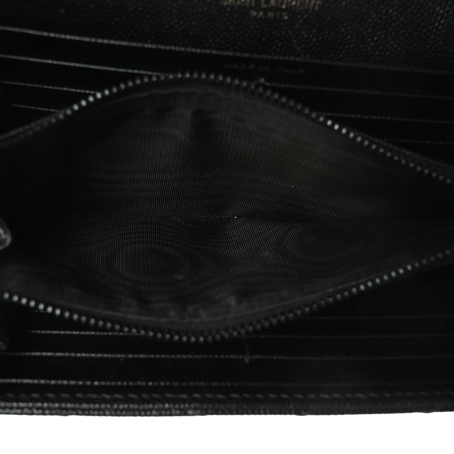Saint Laurent Grain De Poudre Matelasse Chevron Monogram Flap Wallet Black 8 of 10