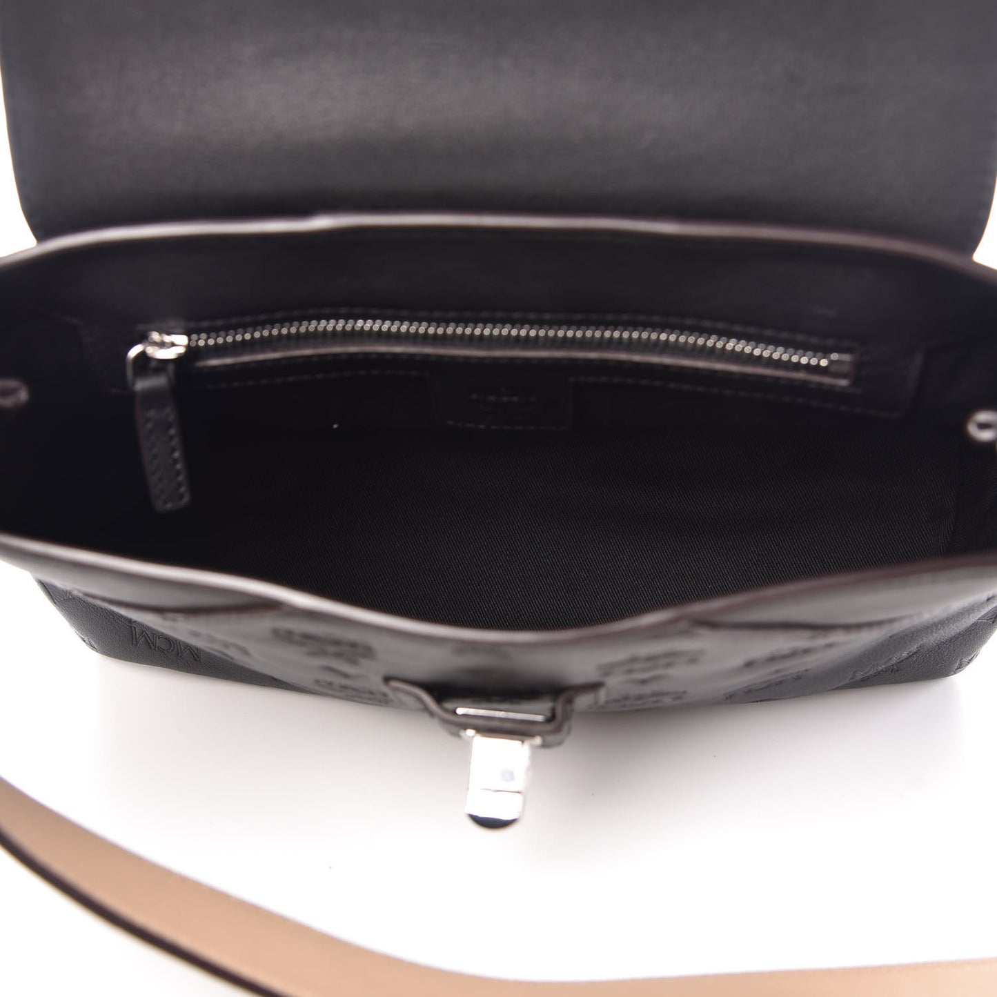Calfskin Ottomar Essential Flap Shoulder Bag Black