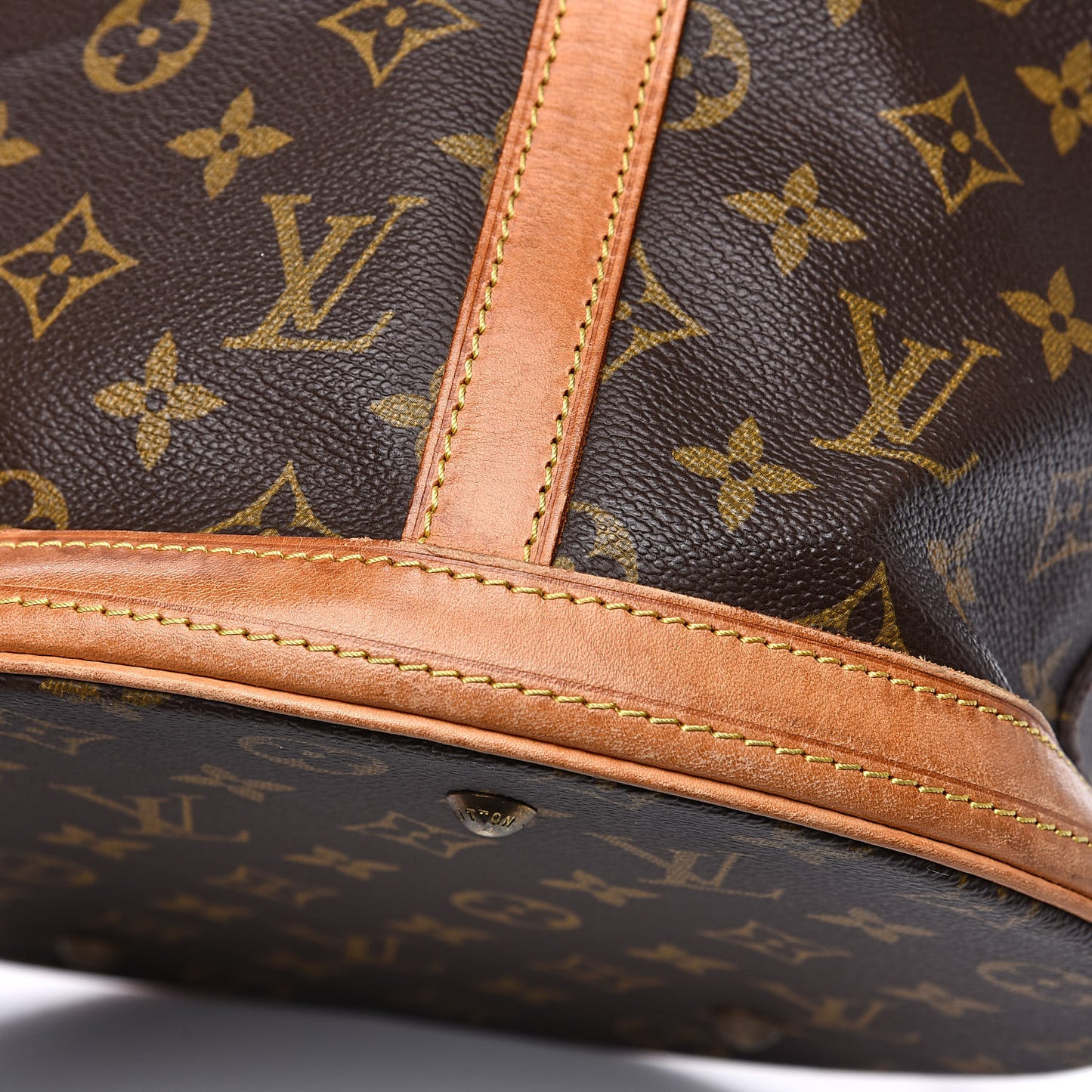 Monogram Bucket 27