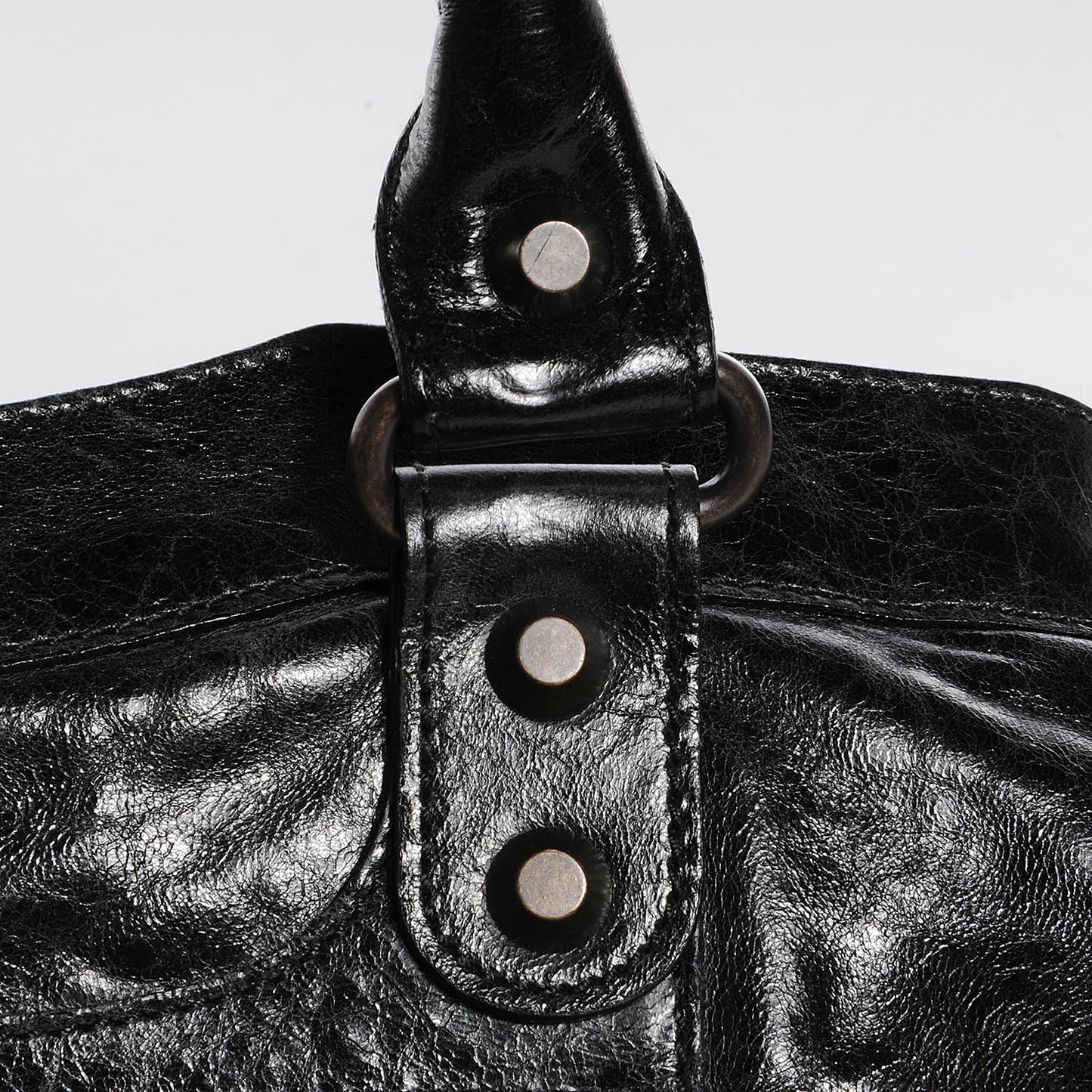 Agneau Classic Hardware Step Bag Black