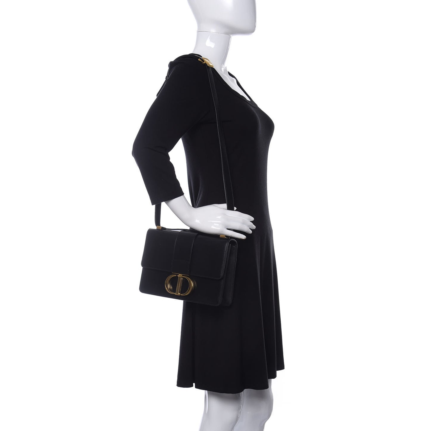 Smooth Calfskin 30 Montaigne Flap Bag Black
