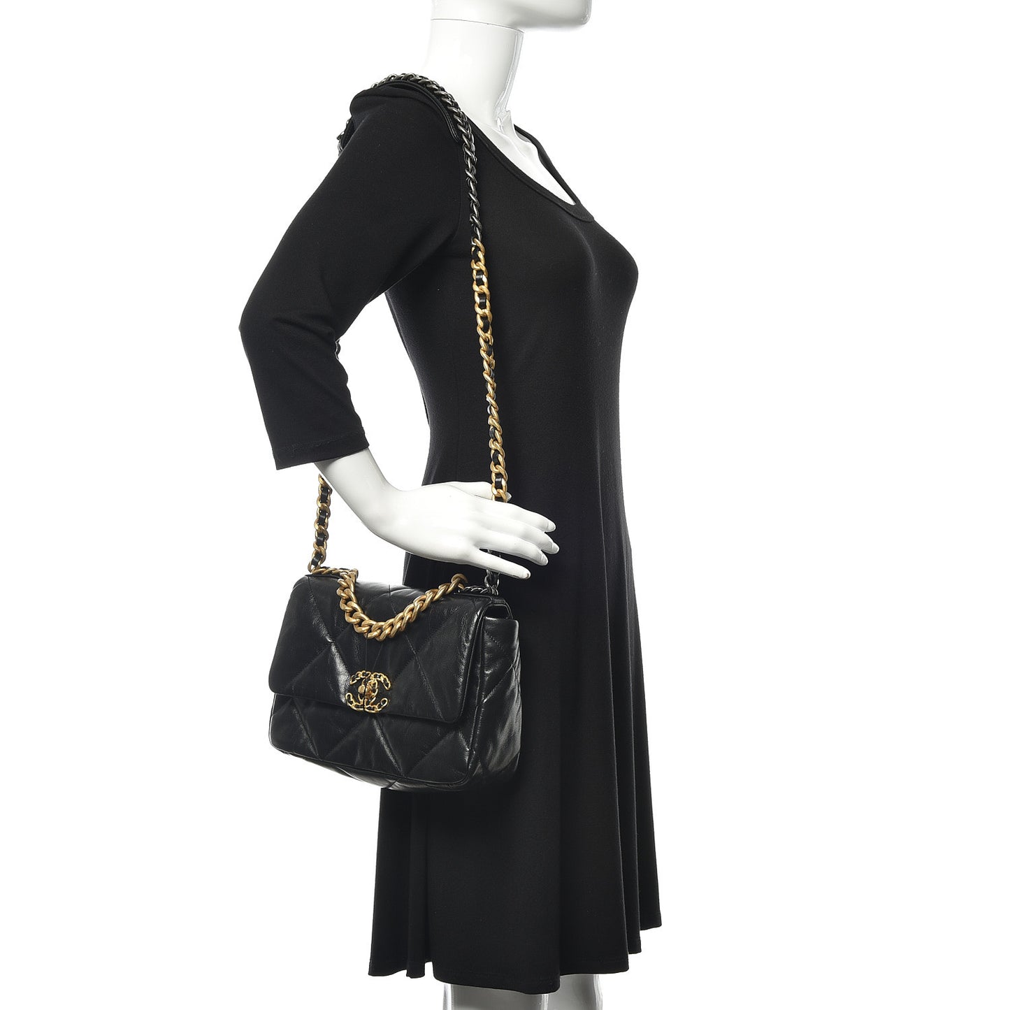 Lambskin Quilted Medium 19 Flap Black