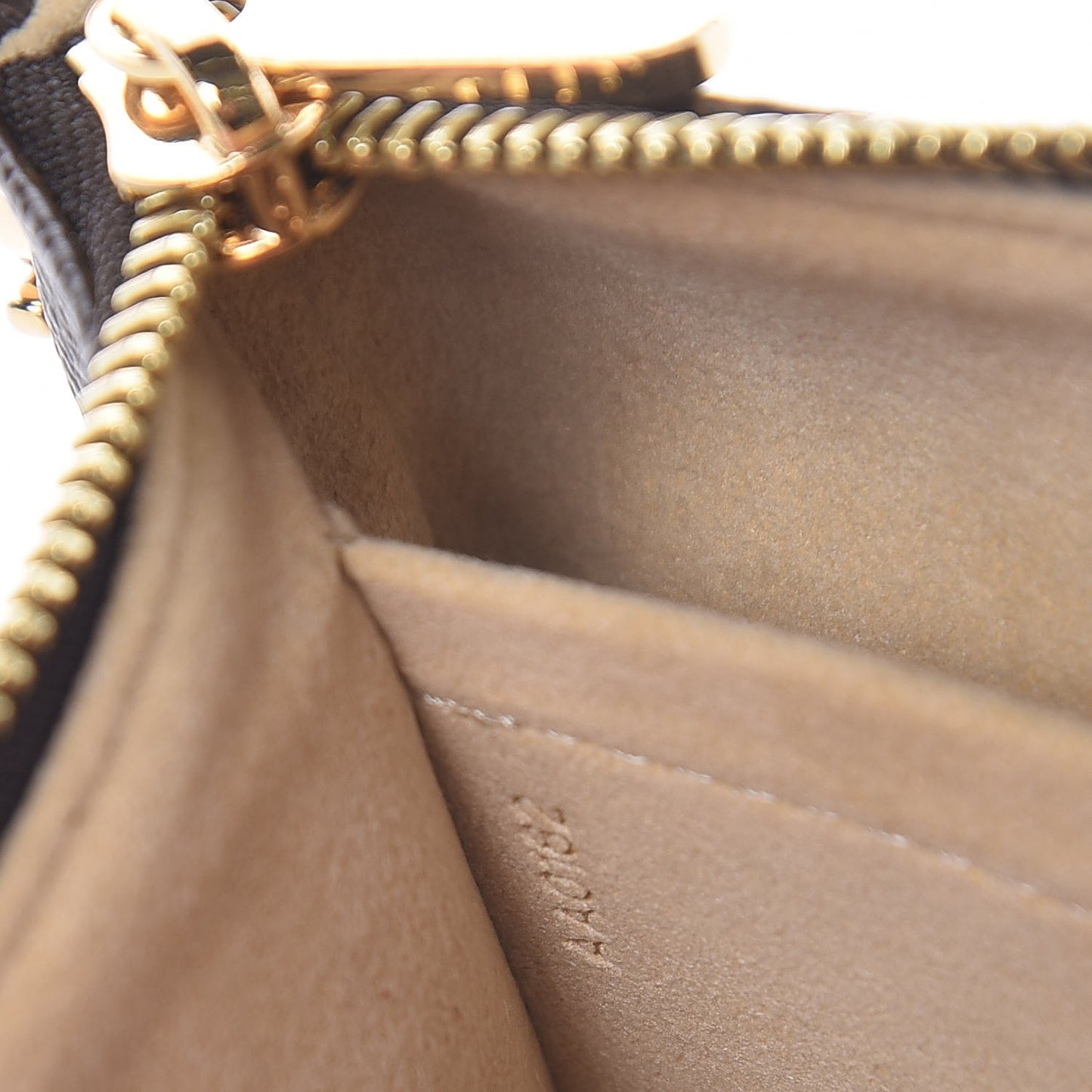 Monogram Pochette Milla MM