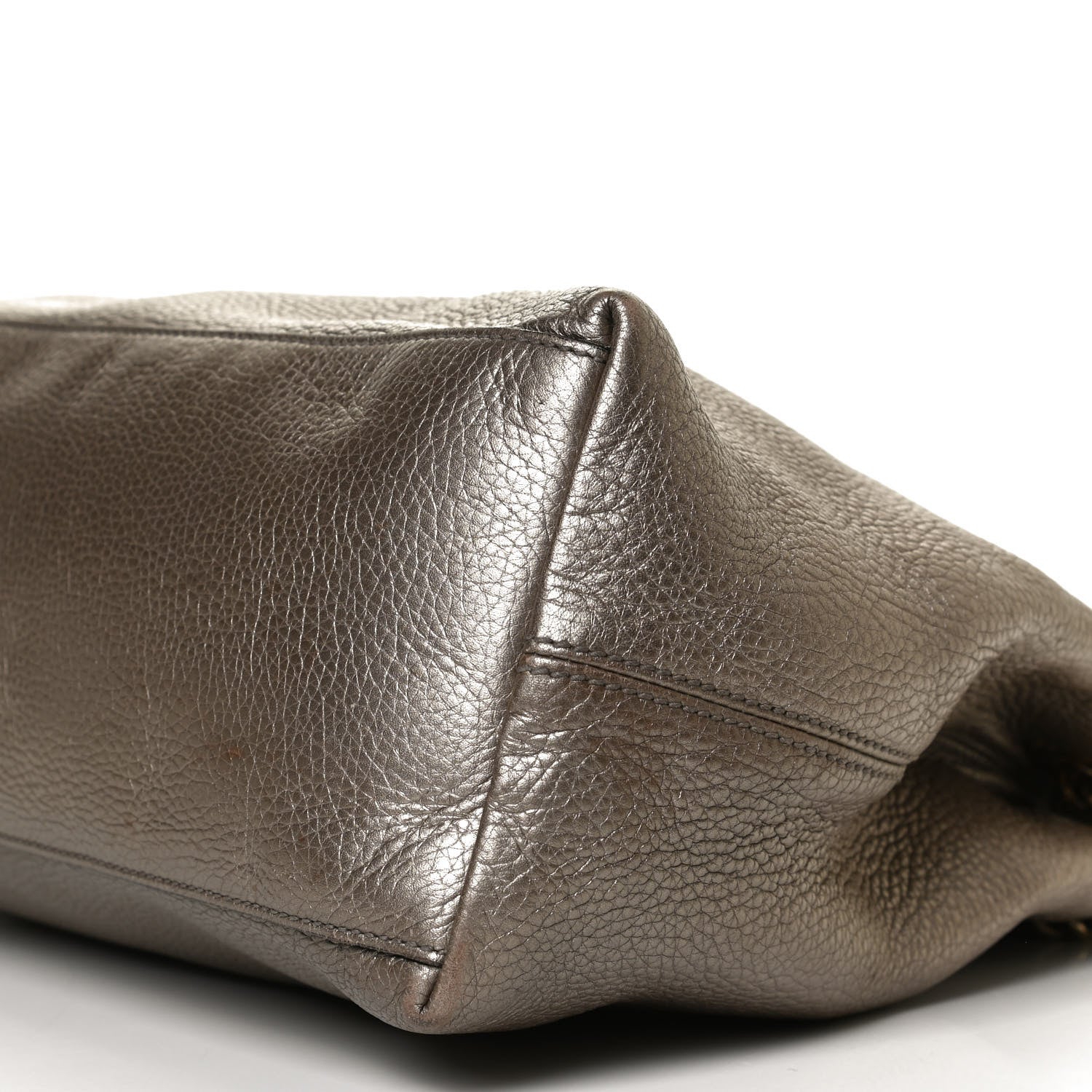 Gucci Metallic Pebbled Calfskin Medium Soho Chain Shoulder Bag Golden Beige 11 of 13