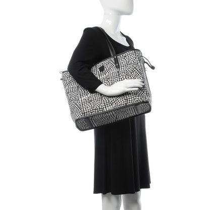 MCM Visetos Medium Reversible Shopper Tote Black 3 of 16