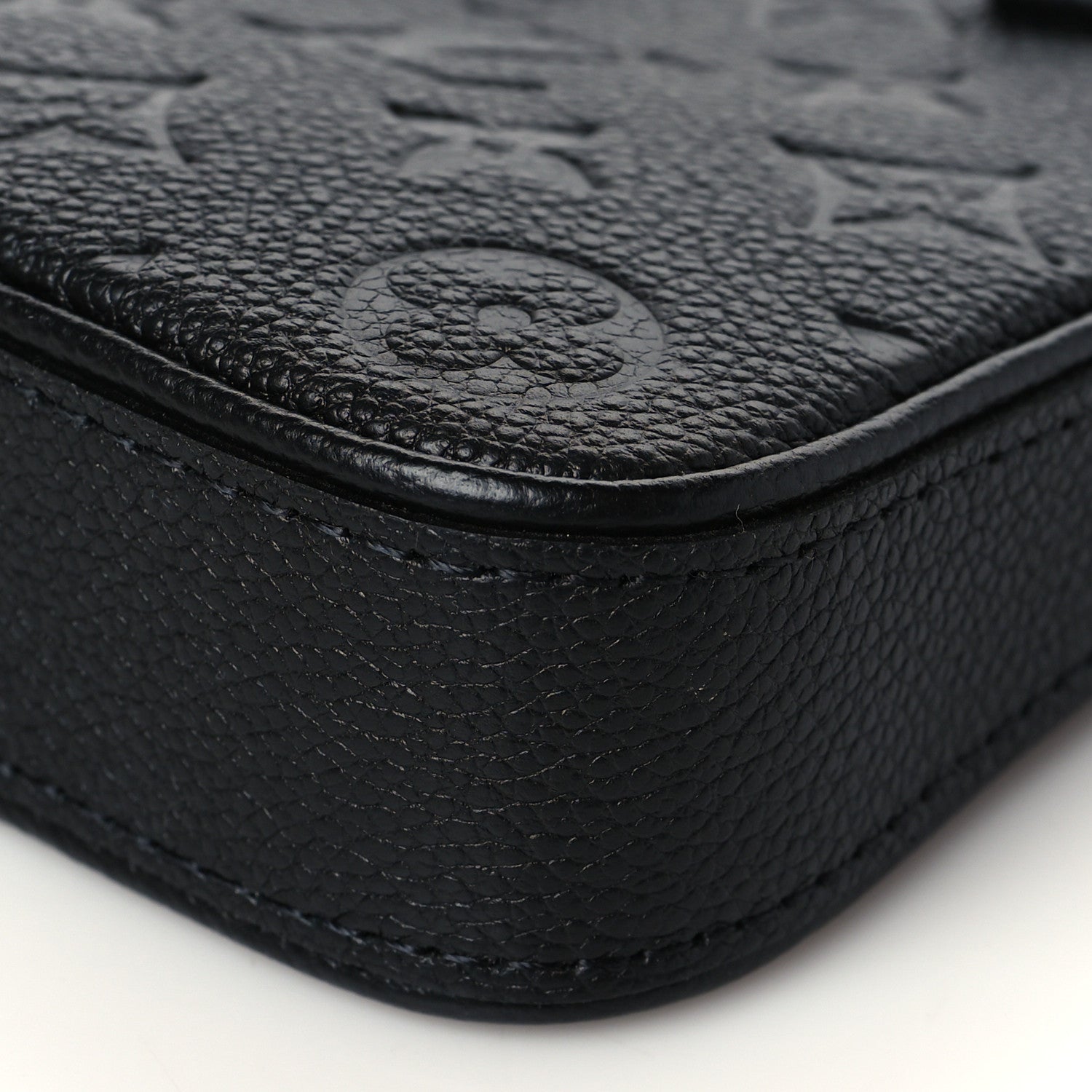 Louis Vuitton Empreinte Easy Pouch On Strap Black 9 of 10
