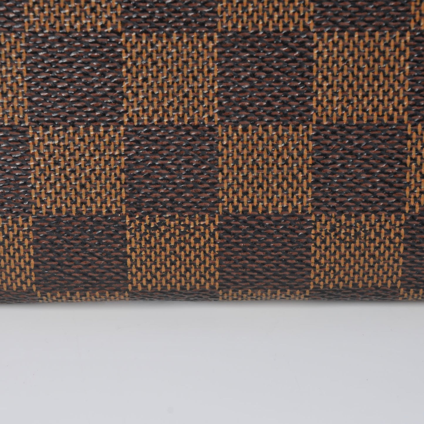 Damier Ebene Zippy Wallet