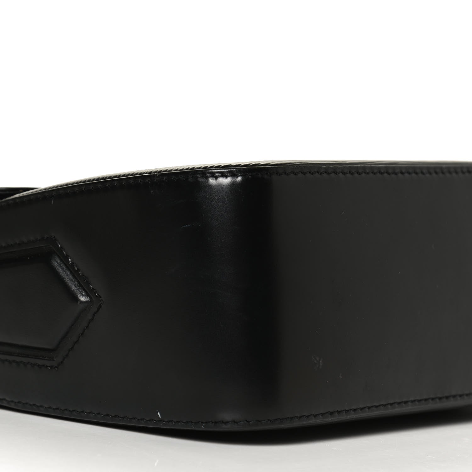 Louis Vuitton Epi Buci Black 9 of 13
