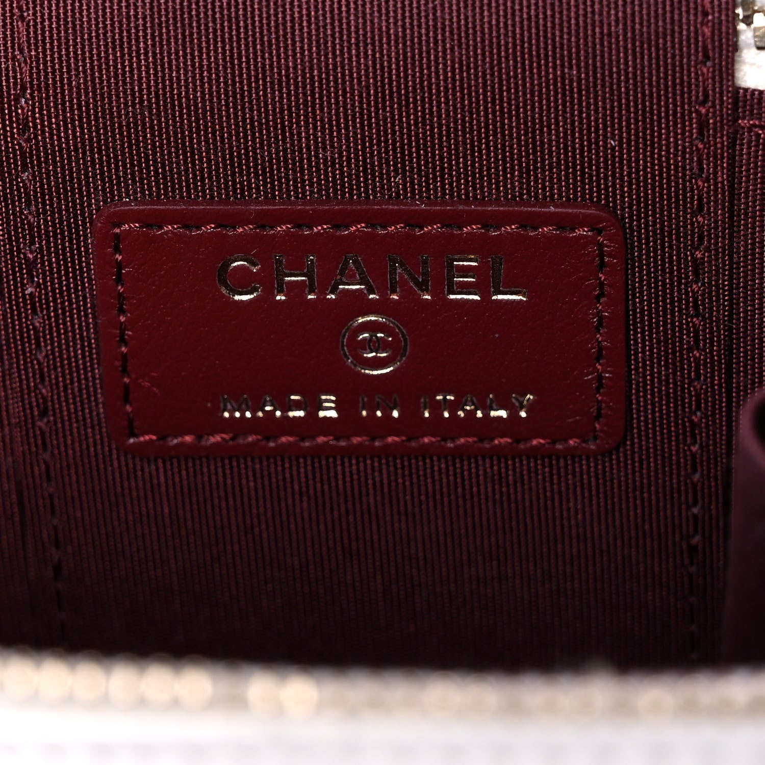 Chanel Calfskin Quilted Mini Perfect Fit Vanity Case With Chain White 6 of 15