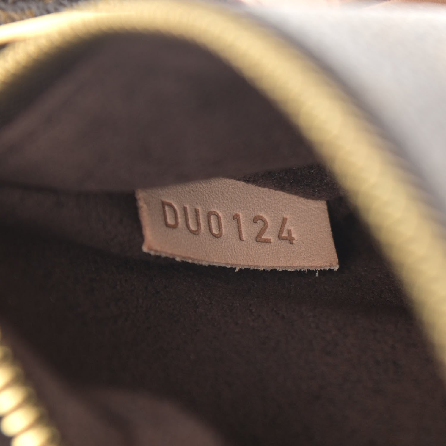 Louis Vuitton Monogram Pochette Metis 7 of 11