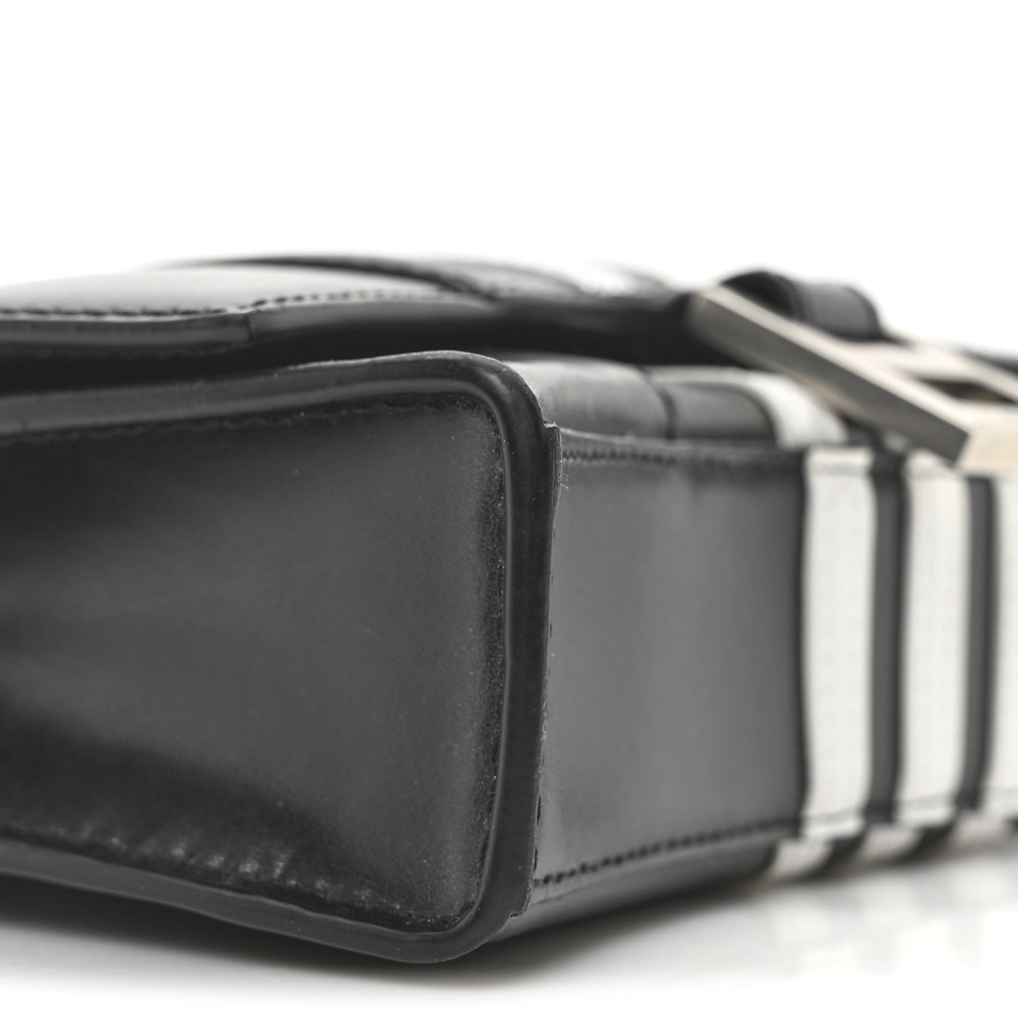 X ADIDAS Box Calfskin Hourglass Chain Bag Black