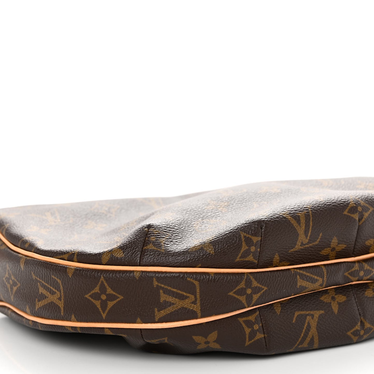 Monogram Croissant MM