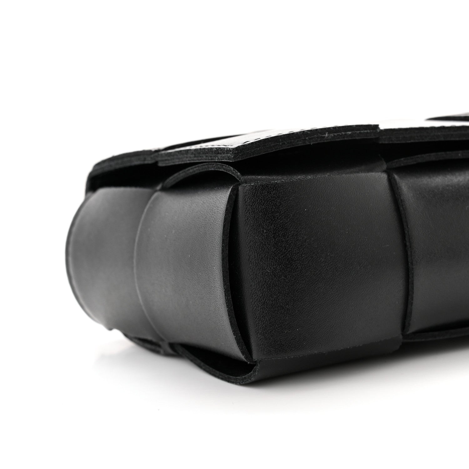 Bottega Veneta Nappa Maxi Intreccio The Belt Cassette Bag Black 8 of 10