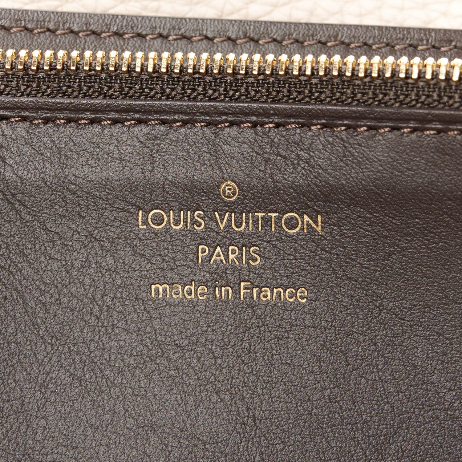 Louis Vuitton Taurillon Capucines Wallet Galet 6 of 10