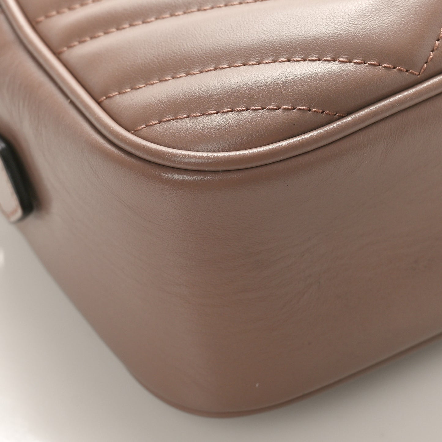 Calfskin Matelasse Small GG Marmont Chain Shoulder Bag Porcelain Rose