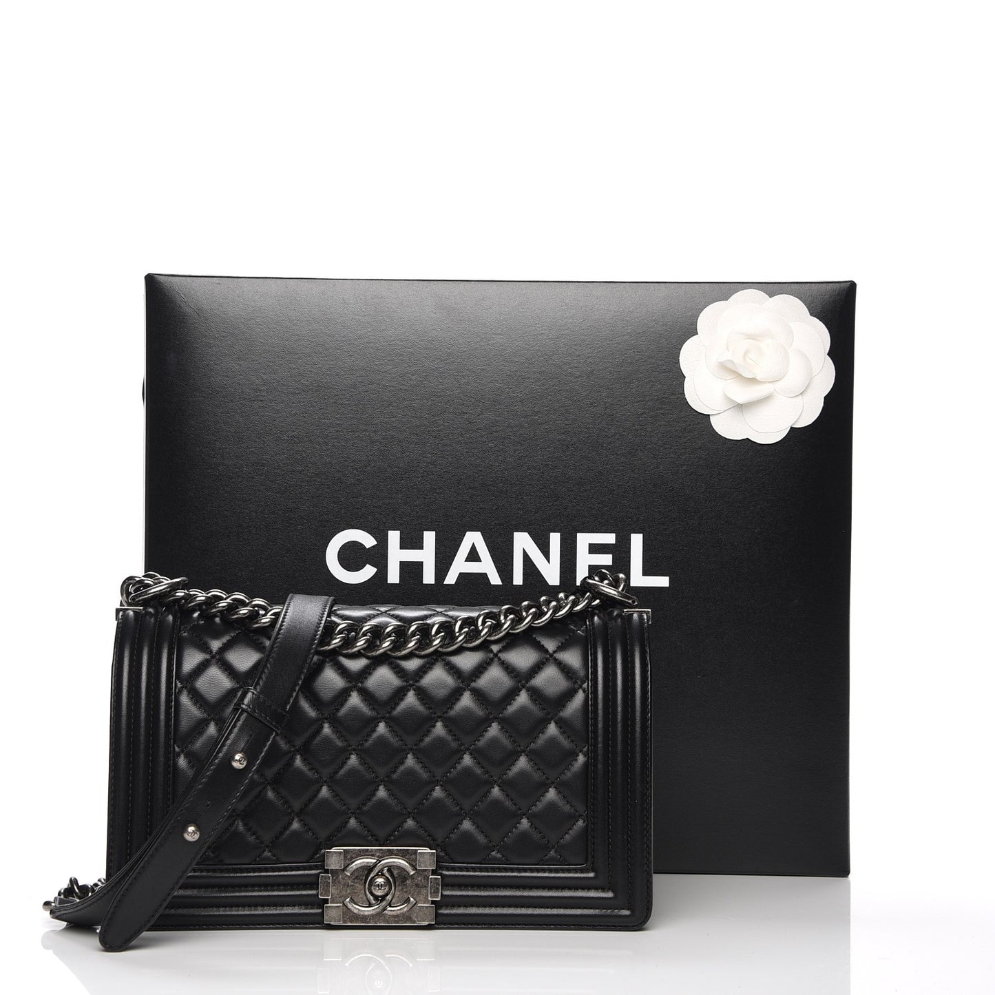 Lambskin Quilted Medium Boy Flap Black
