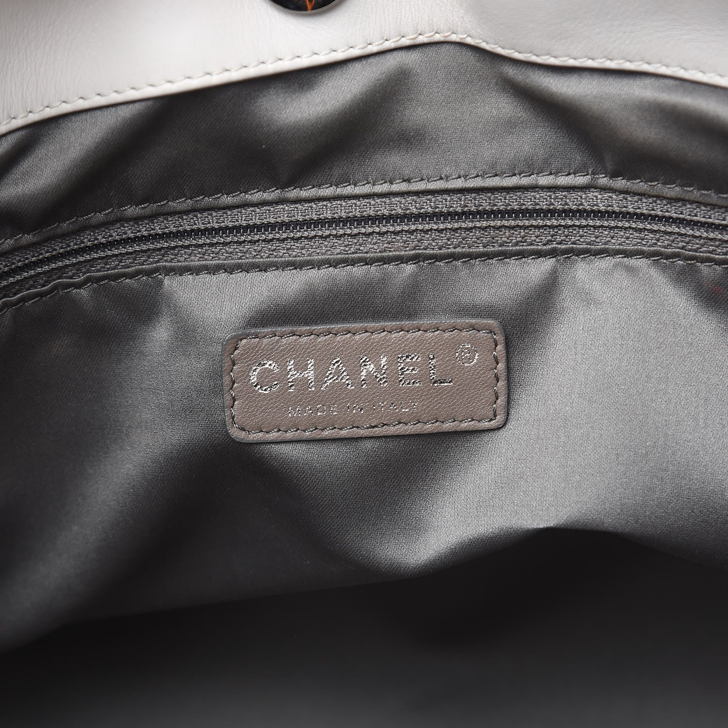 Chanel Calfskin Modern Chain Rhodoid East West Tote White 6 of 20