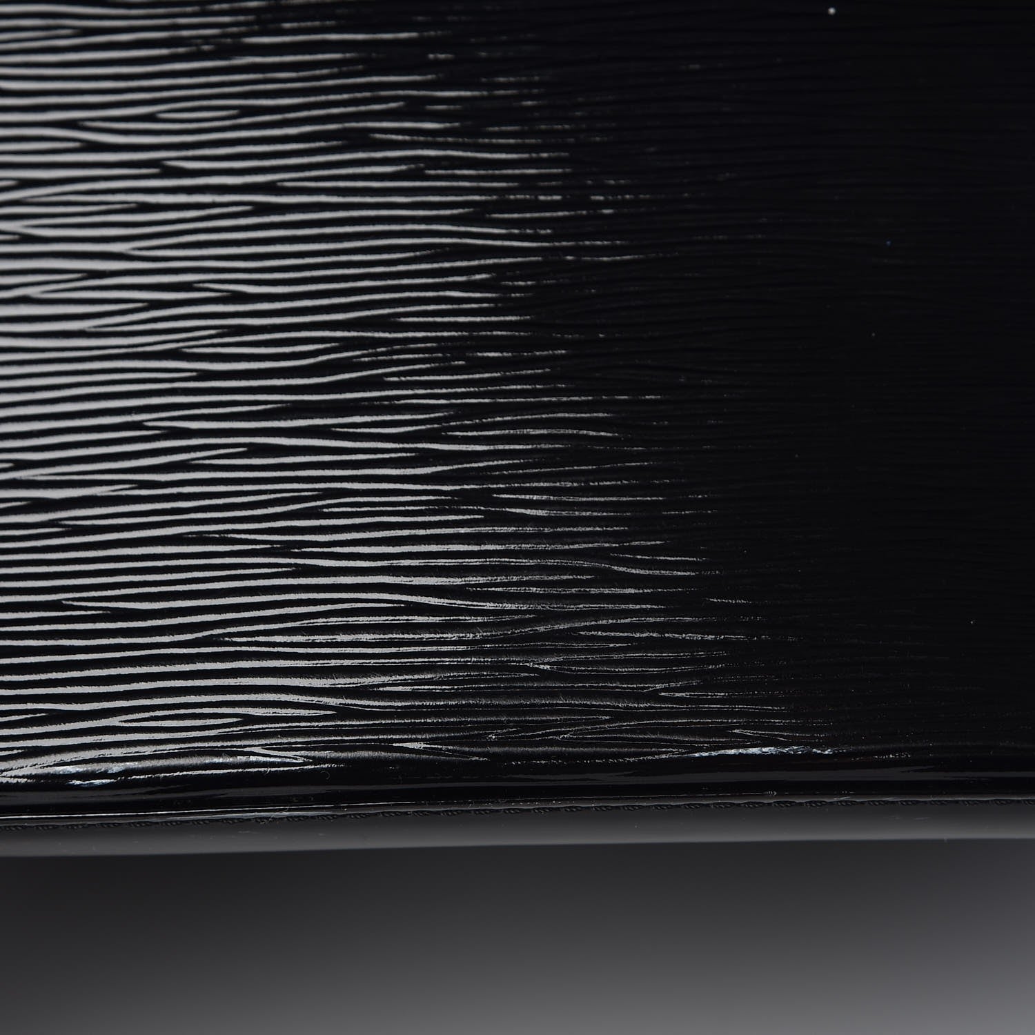 Louis Vuitton Electric Epi Alma GM Black 8 of 11