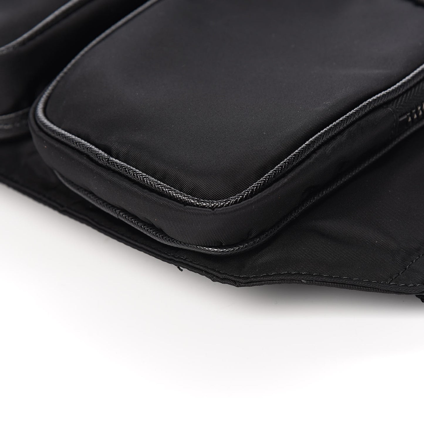 Tessuto Nylon Saffiano Marsupio Triple Pocket Belt Bag Black