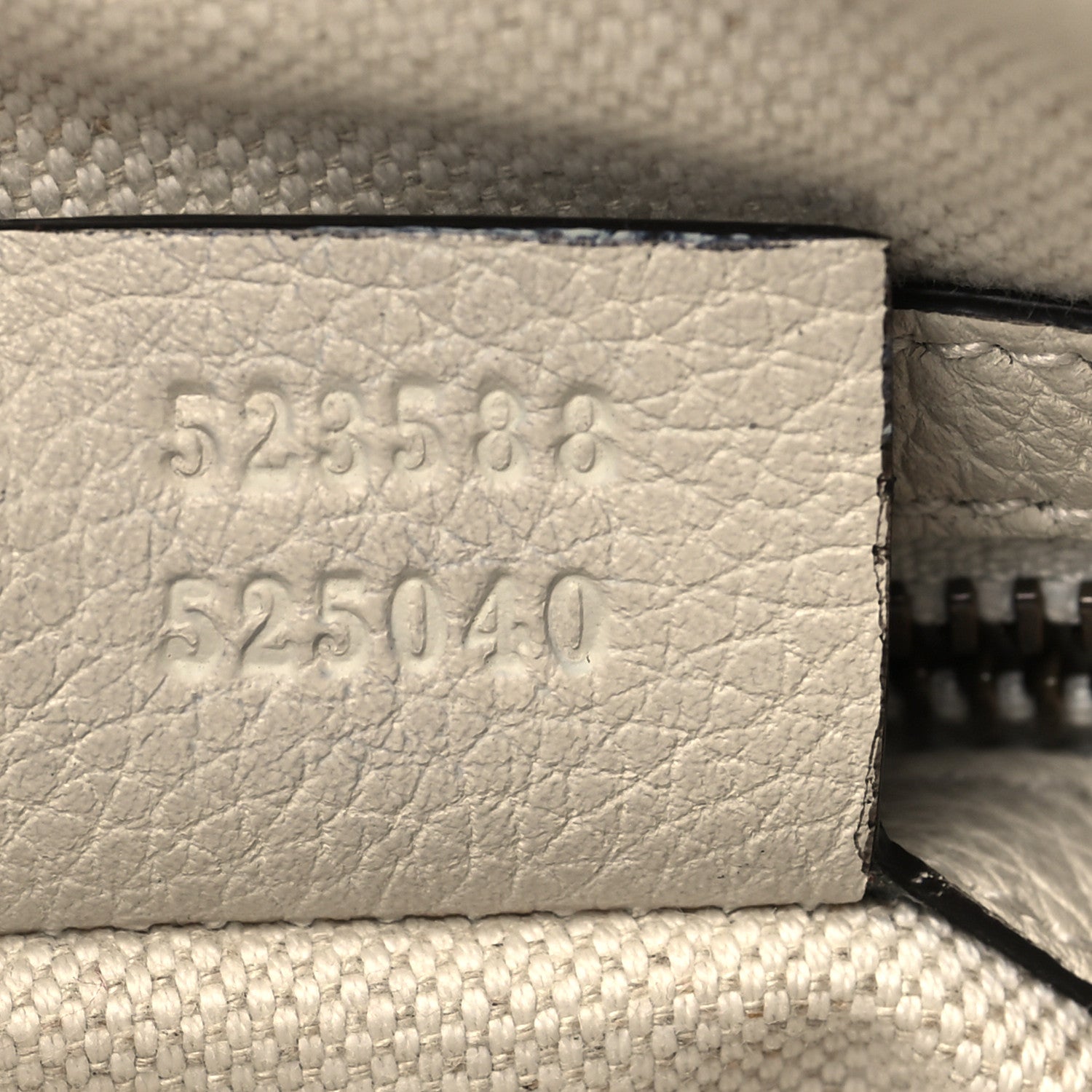 Gucci Grained Calfskin Logo Half Moon Hobo White 7 of 13