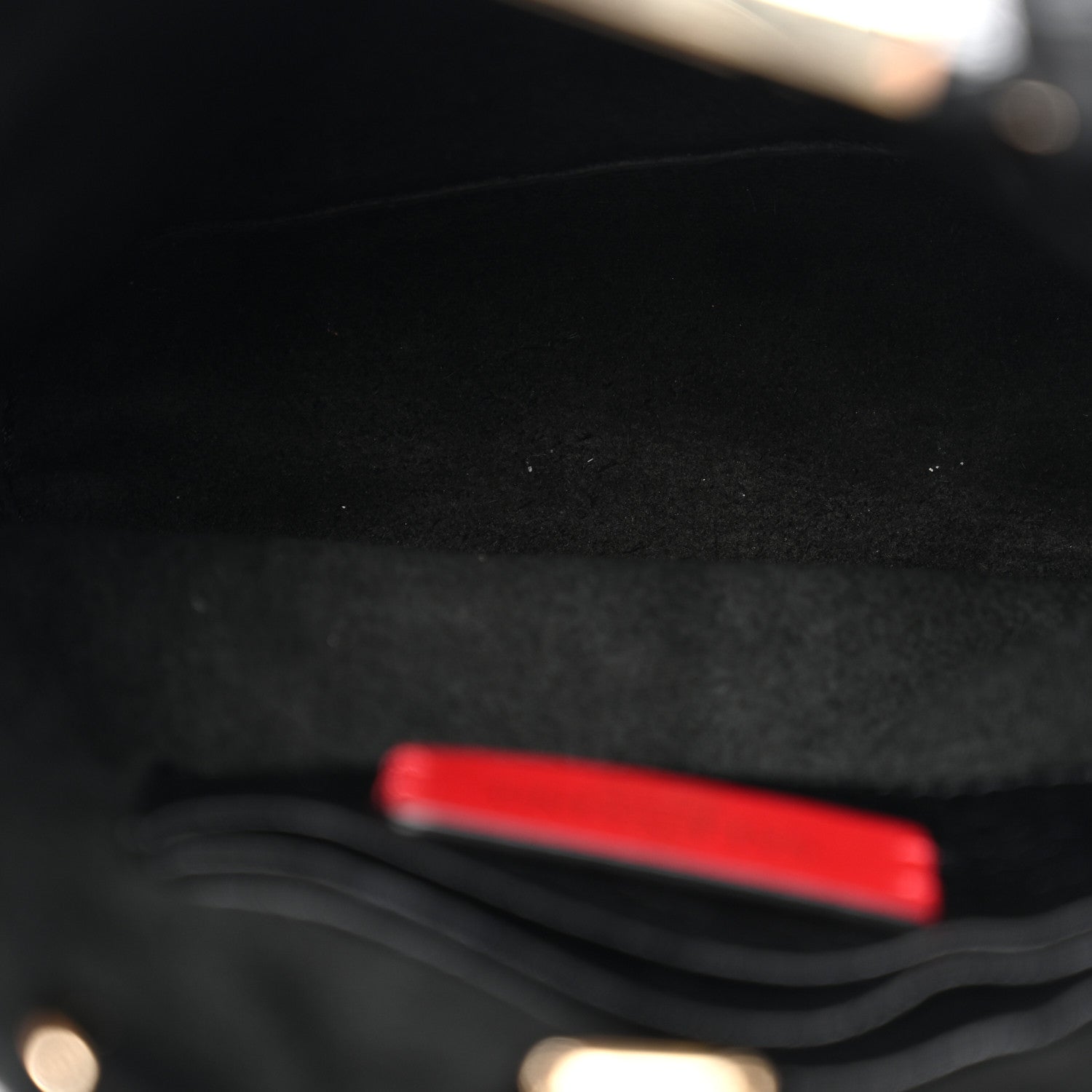 Valentino Garavani Pebbled Calfskin Rockstud Bucket Bag Black 5 of 10