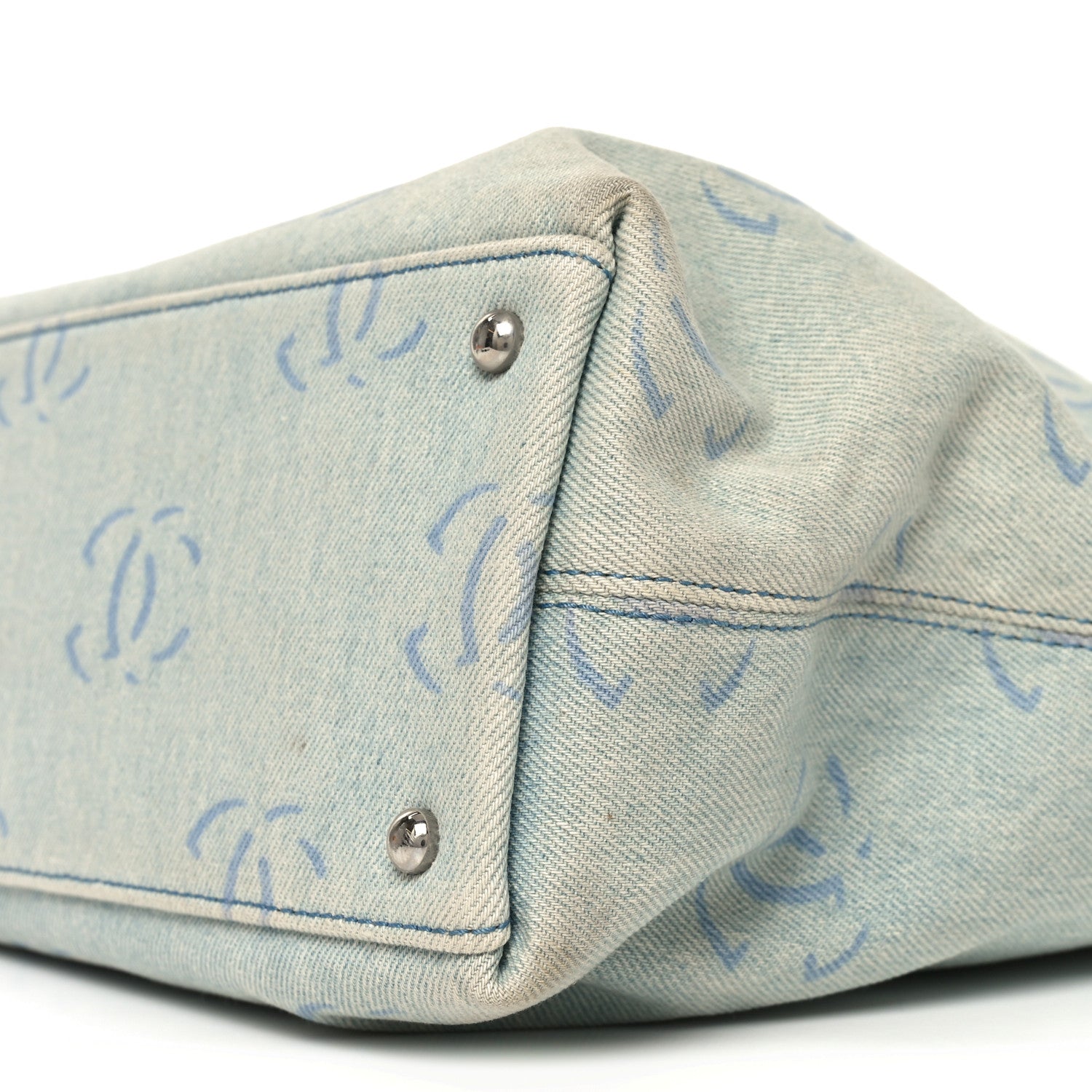 Chanel Denim Large CC Tote Light Blue 18 of 19