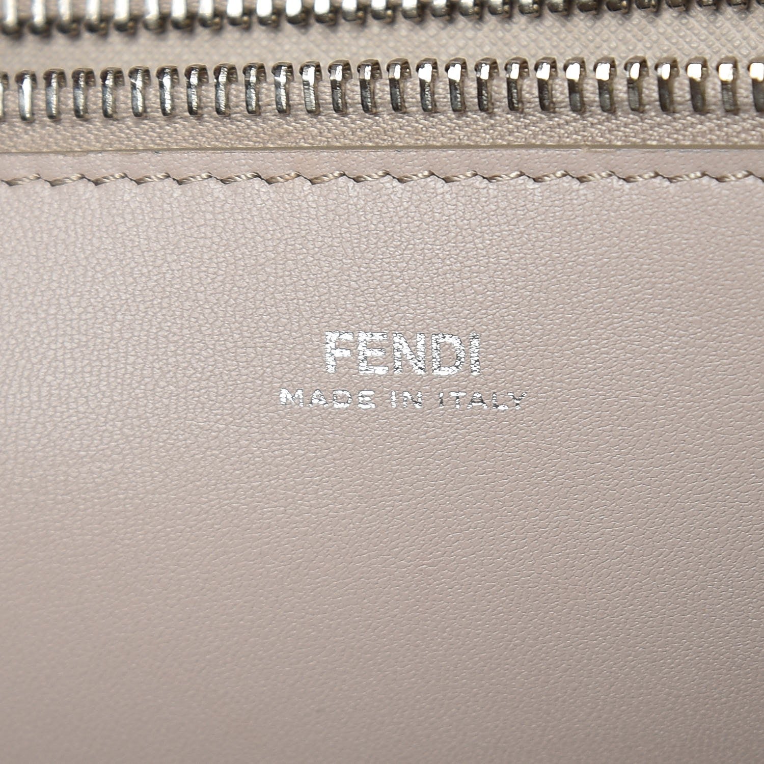 Fendi Vitello Ginevra Elaphe Monster Eyes Shopping Tote Grigio Polvere Naturale 6 of 6