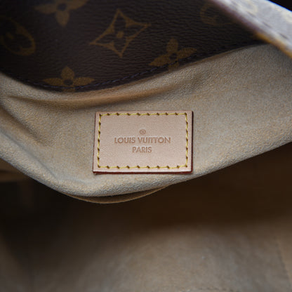 Louis Vuitton Monogram Artsy MM 8 of 9