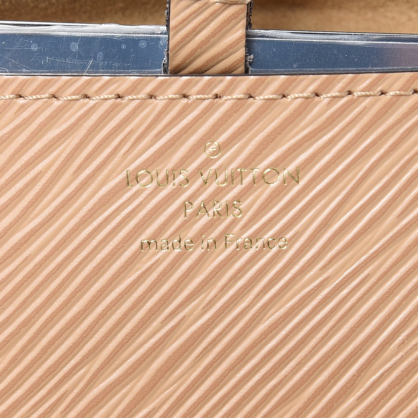 Epi Twist Shoulder Bag MM Camel