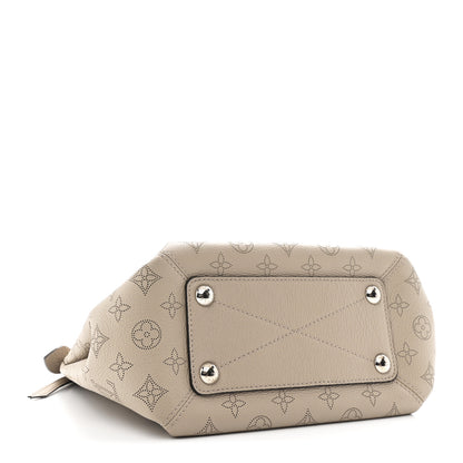Louis Vuitton Mahina Babylone Chain BB Galet 4 of 10