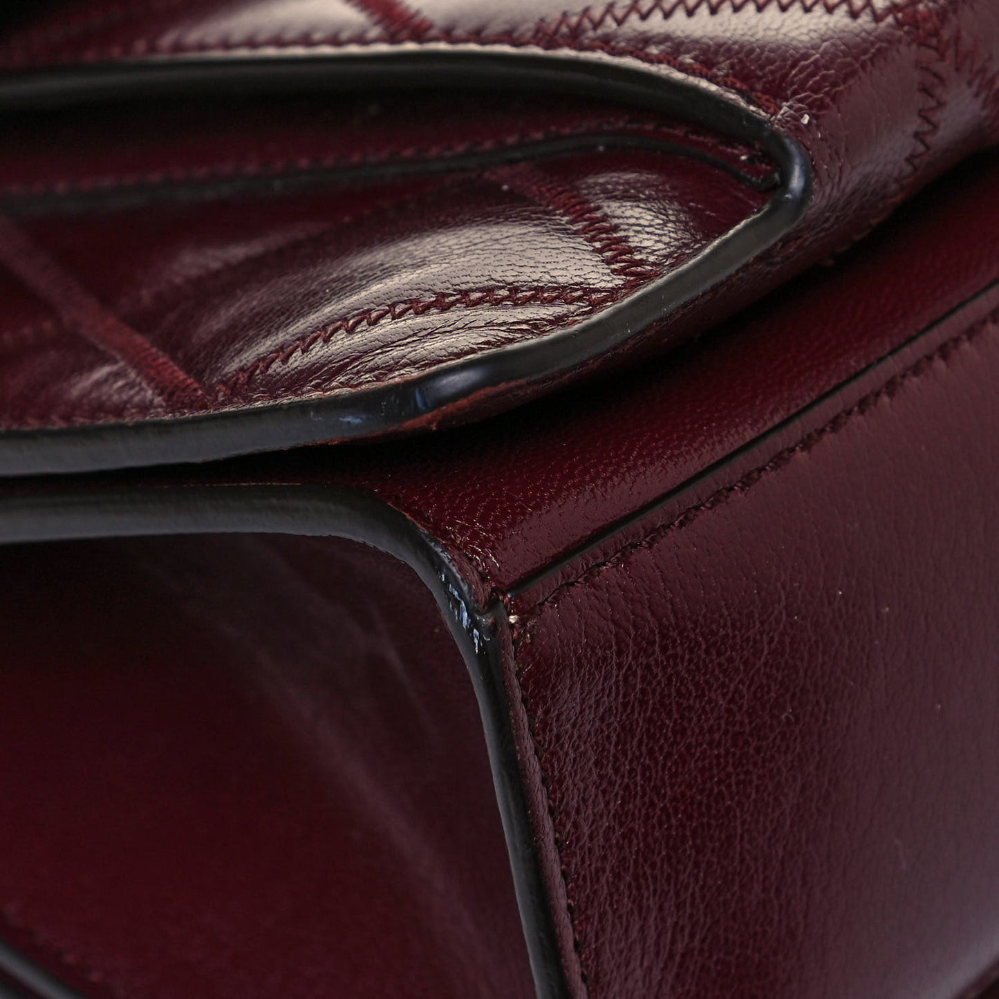 Goatskin Quilted Medium GV3 Shoulder Bag Aubergine