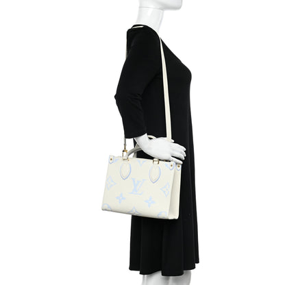 Louis Vuitton Empreinte Monogram Giant Onthego PM Latte Candy Blue 2 of 9