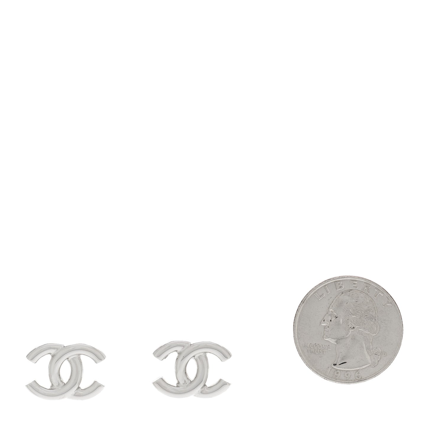 Metal CC Earrings Silver