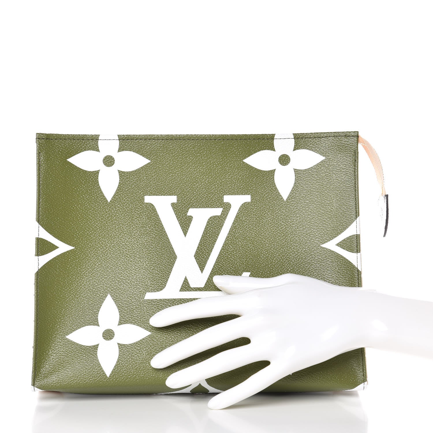 Louis Vuitton Monogram Giant Toiletry Pouch 26 Kaki 2 of 9