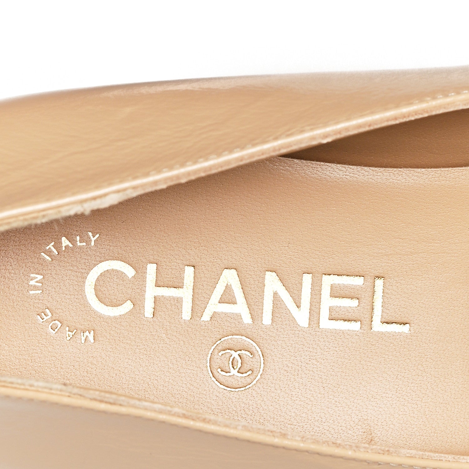 Chanel Crinkled Calfskin Chain CC Mocassin Loafers 39 Beige