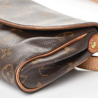 Louis Vuitton Monogram Pochette Friendly S 9 of 19