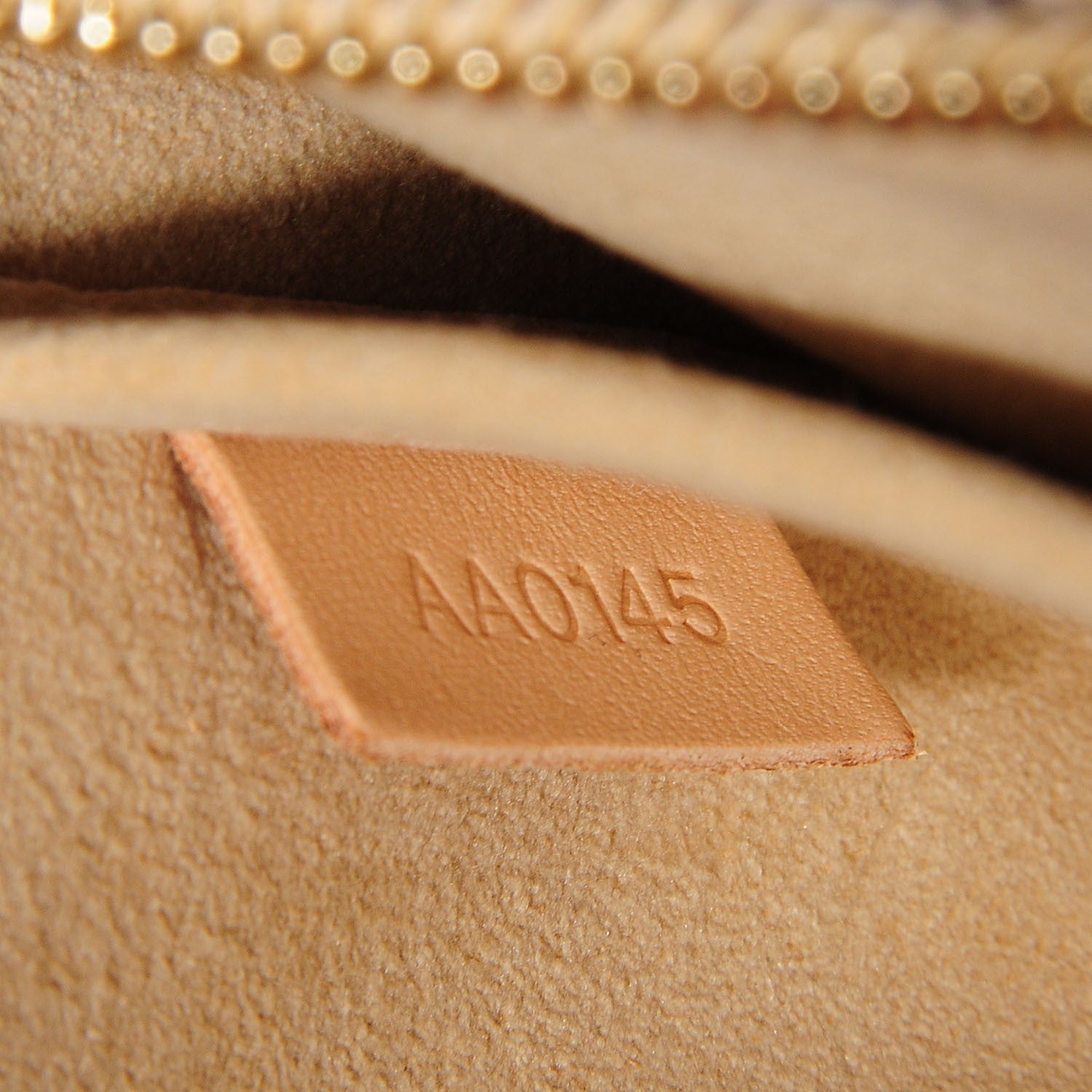 Louis Vuitton Damier Azur Pochette Milla MM 8 of 8