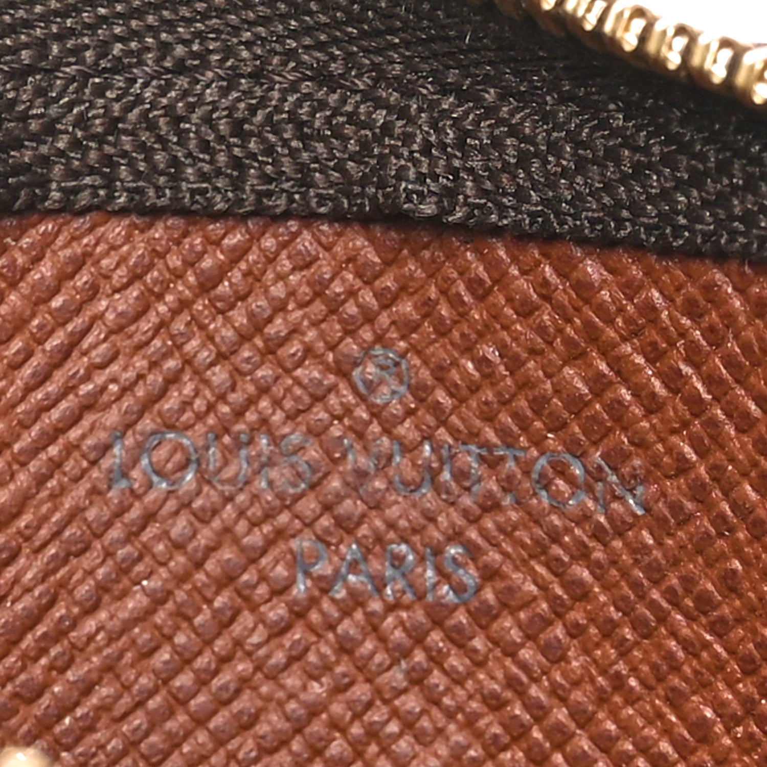 Louis Vuitton Monogram Key Pouch 6 of 7